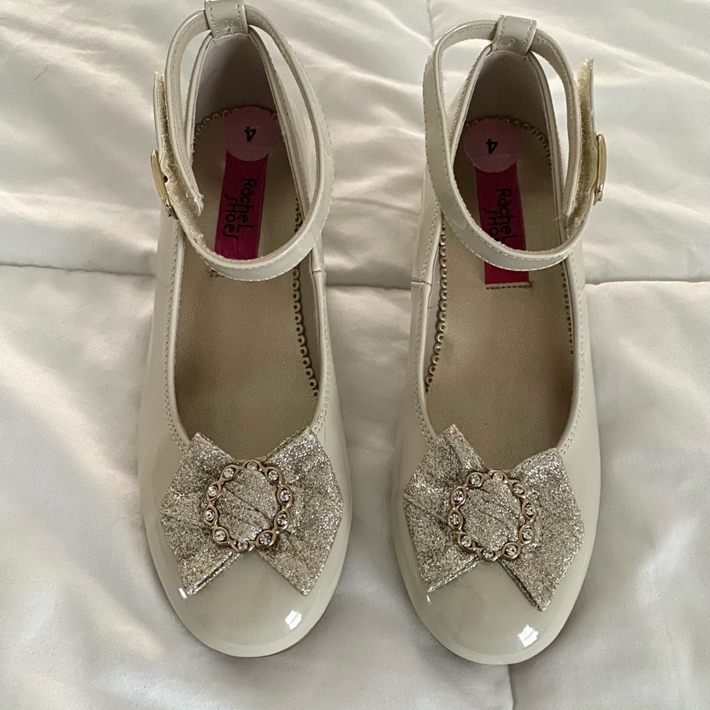 Big girl dress shoes size 4